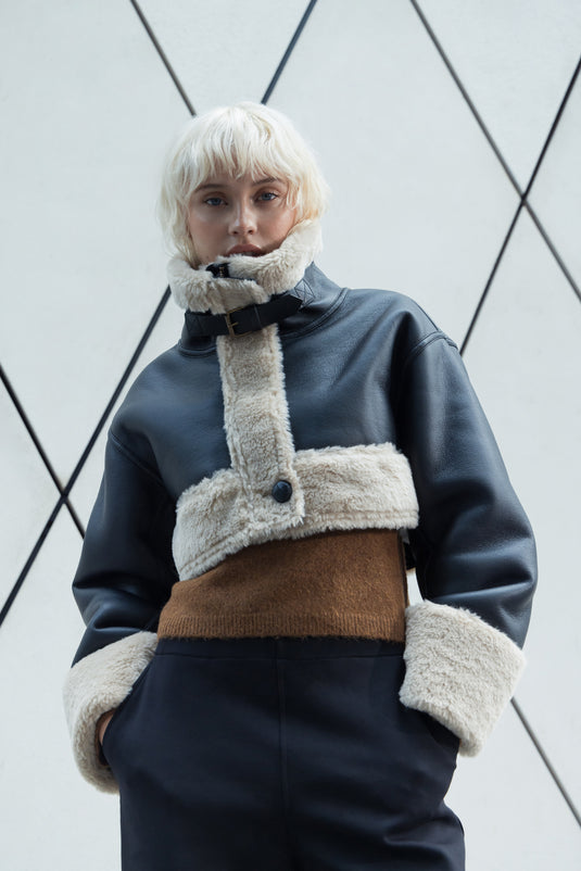 2 Length Aviator in Black/Biscuit