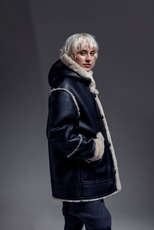 Hood Aviator in Black/Biscuit